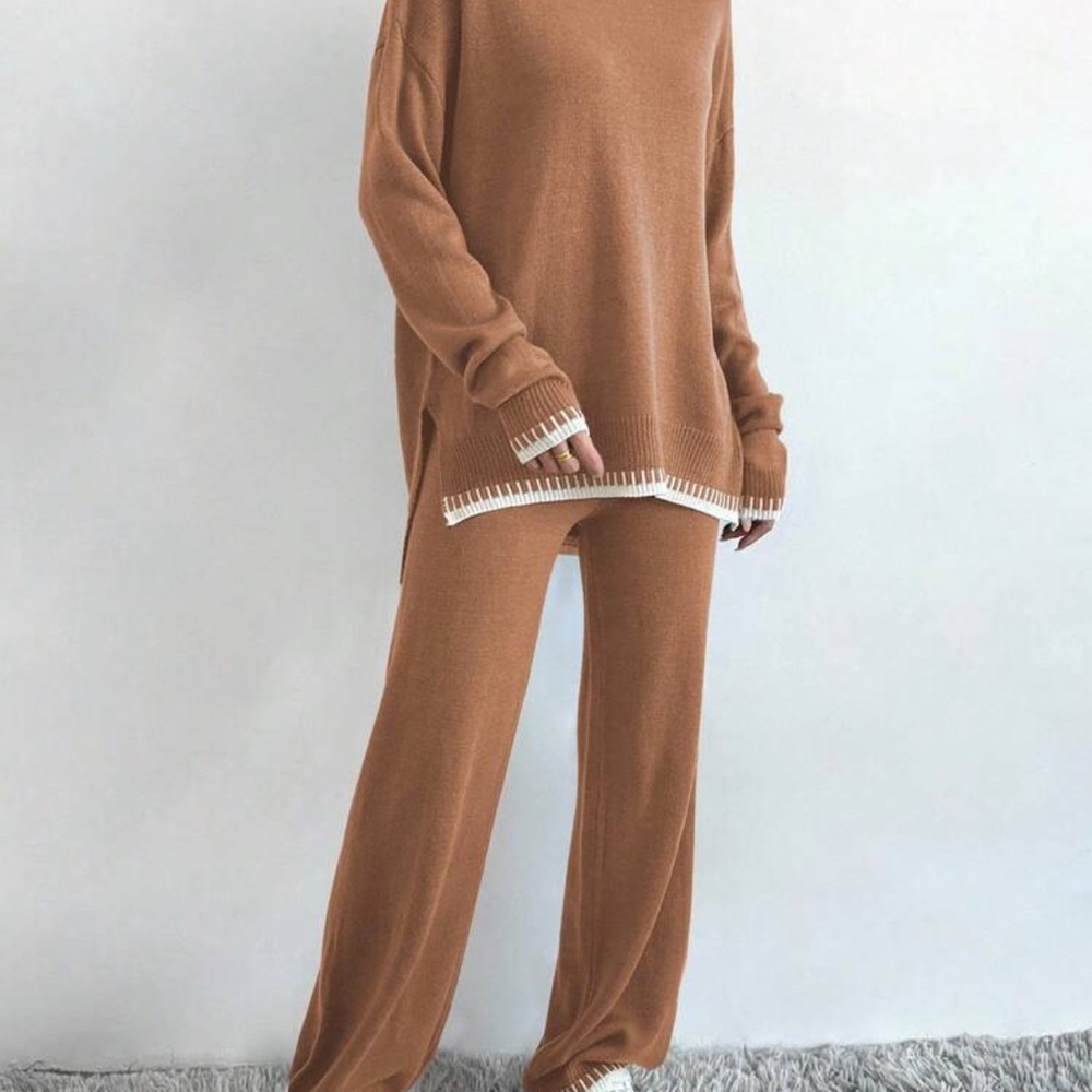 Women's Brown Sweater with White Trim - Picture 5 of 6